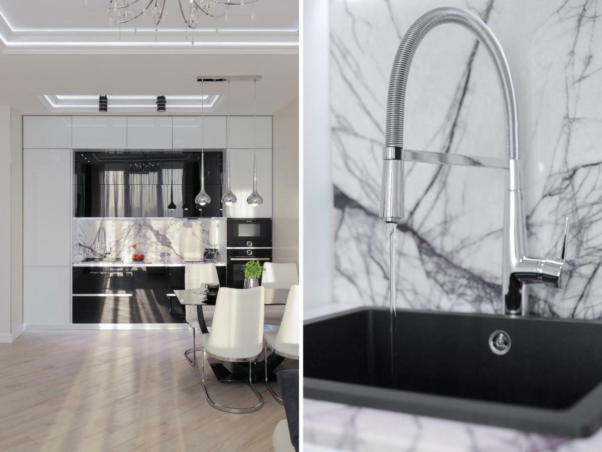 Black&White Apartment In Smart Plaza Kiew Exterior foto